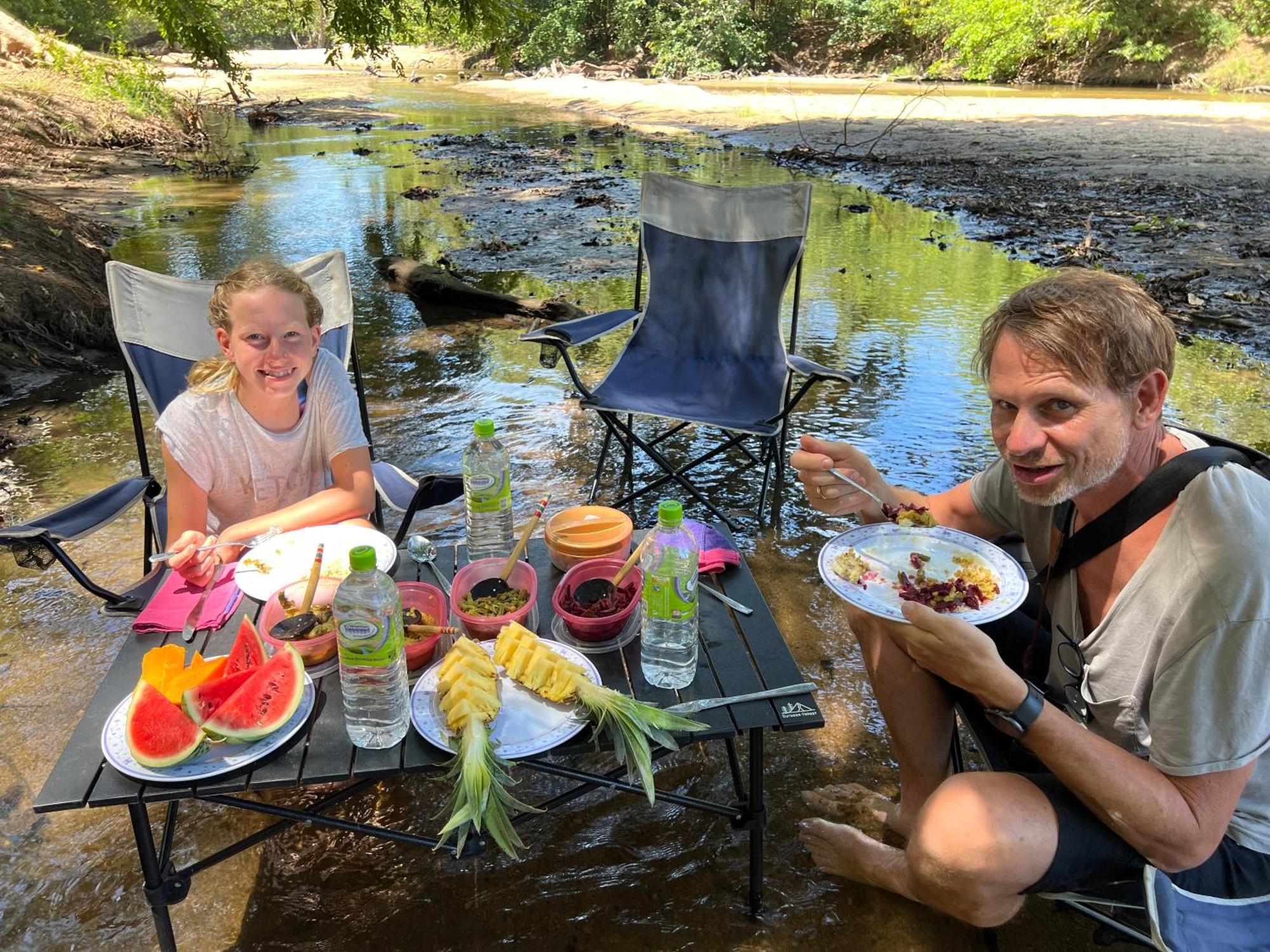 Kingfisher Beach Resort-Yala Kirinda  Eksteriør billede